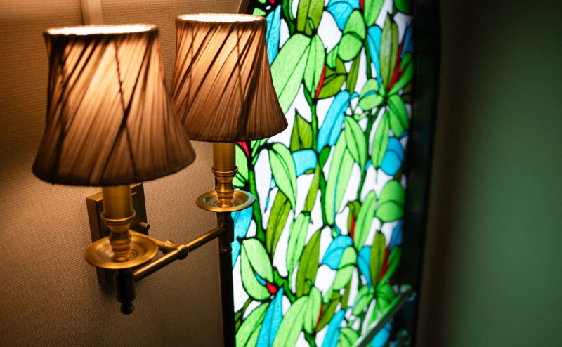 光と影が織りなすコントラスト